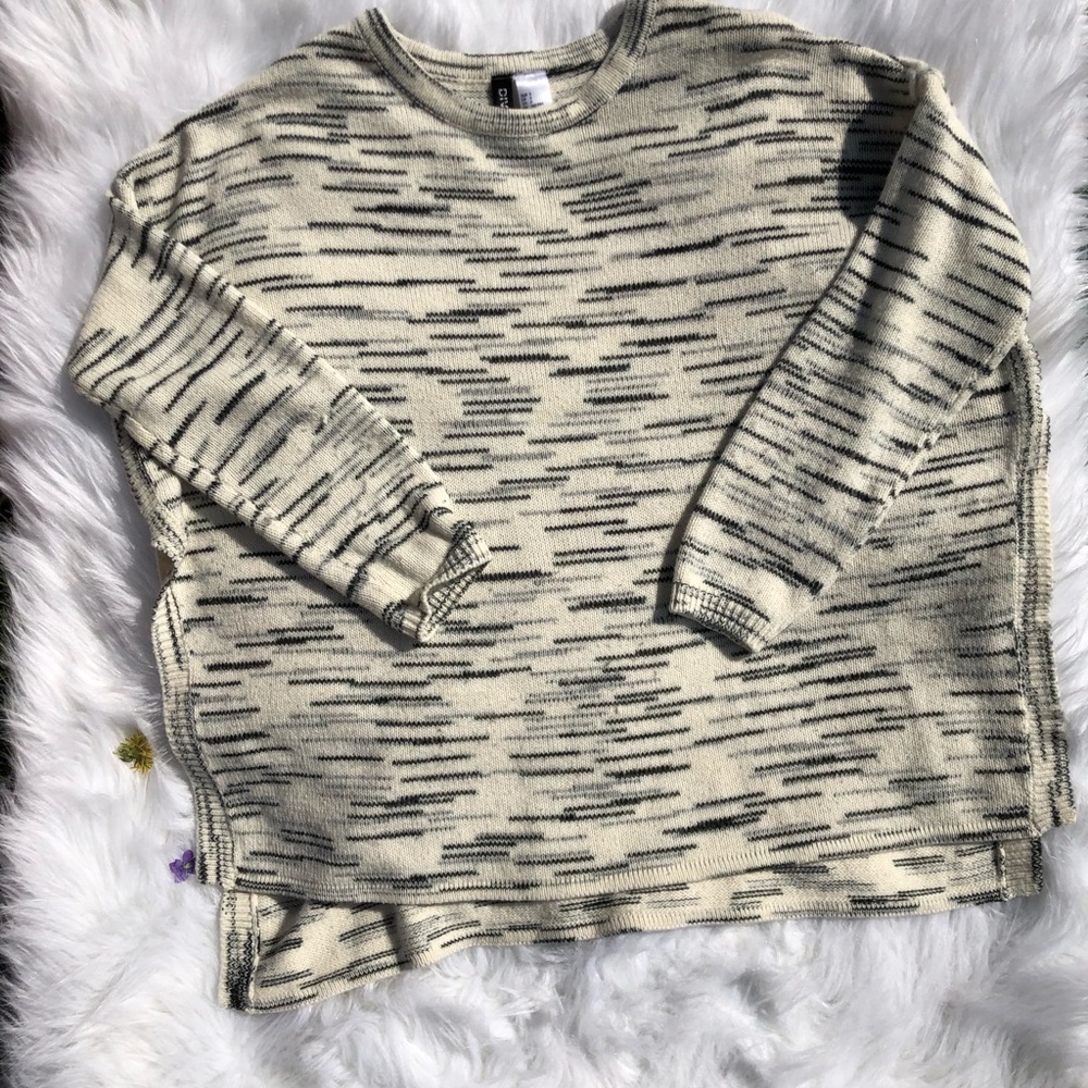 H&M Sweater